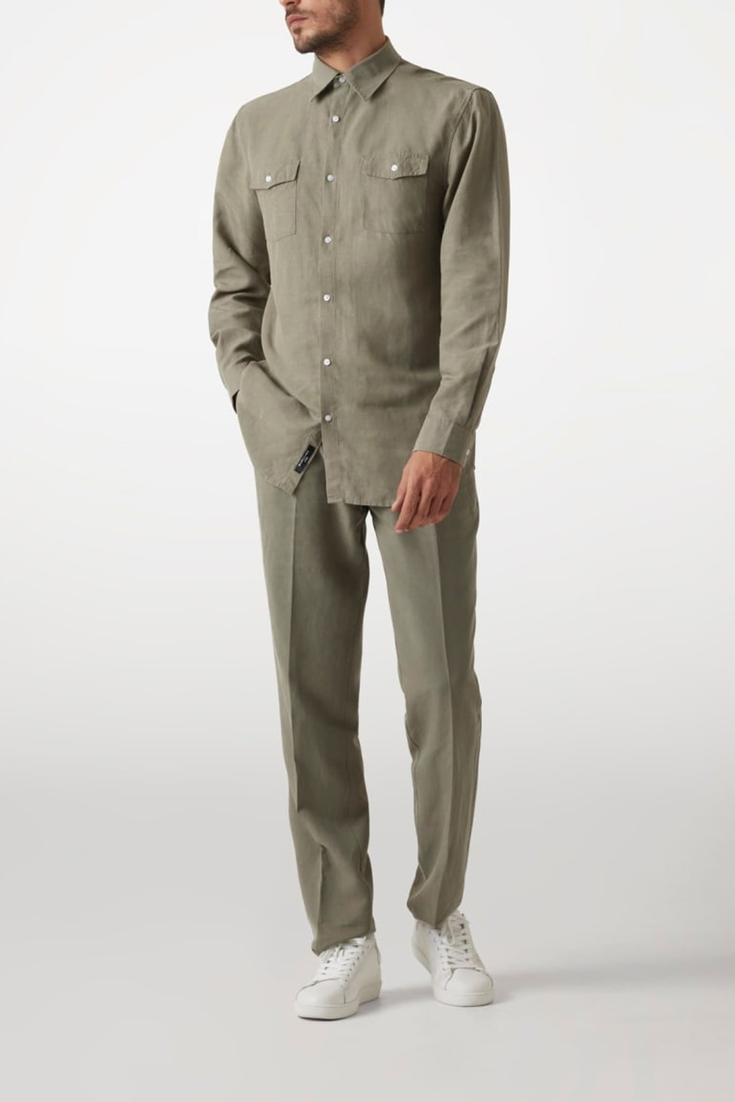 MARCIANO BY GUESS HARRY IT COLLAR WITH MOSSY GREEN 1