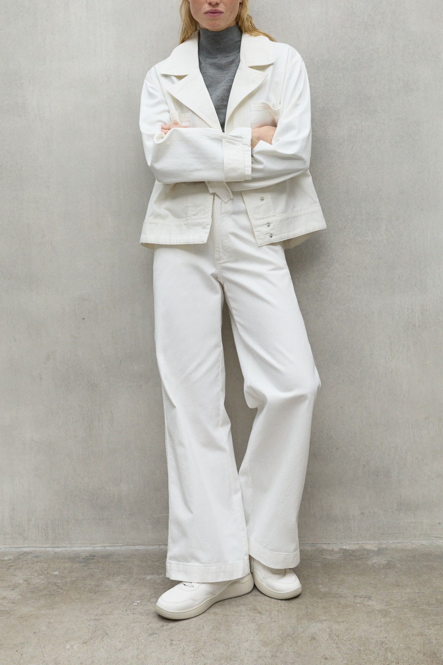 SOIRAALF JACKET WHITE 2