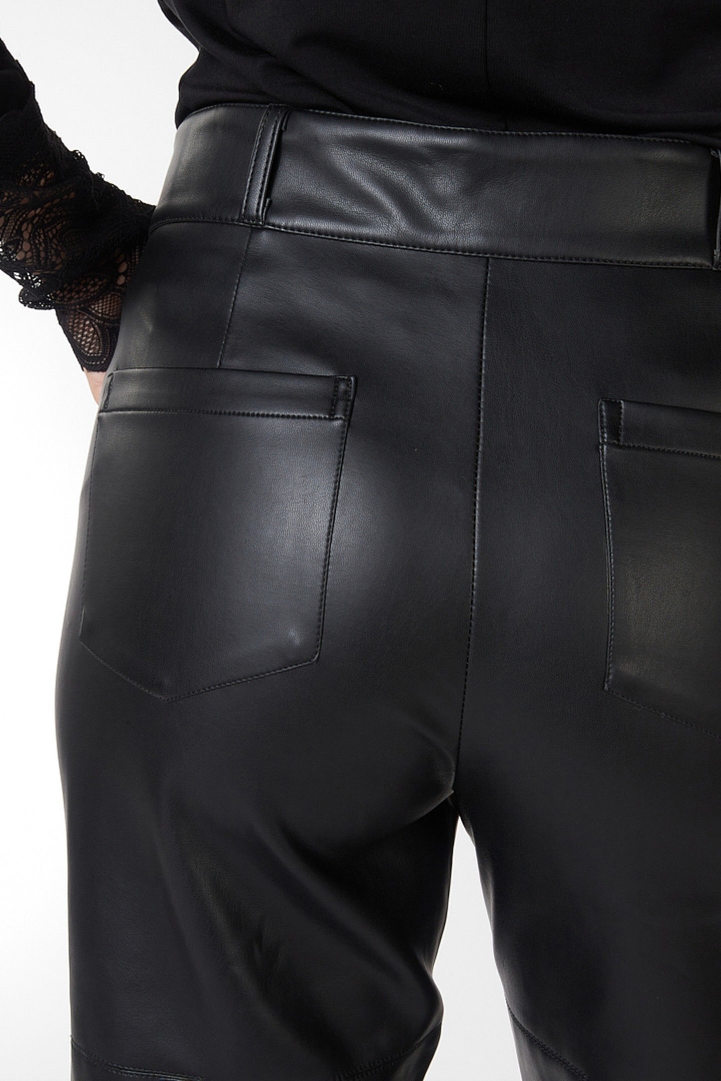 TROUSERS STRAIGHT PU BLACK 7