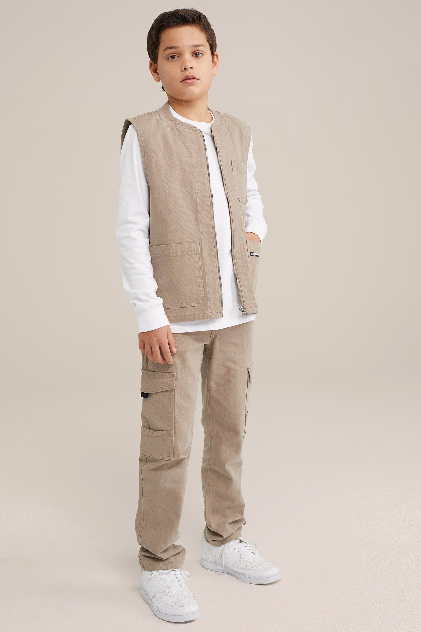 BOYS BODYWARMER LIGHT BROWN 2