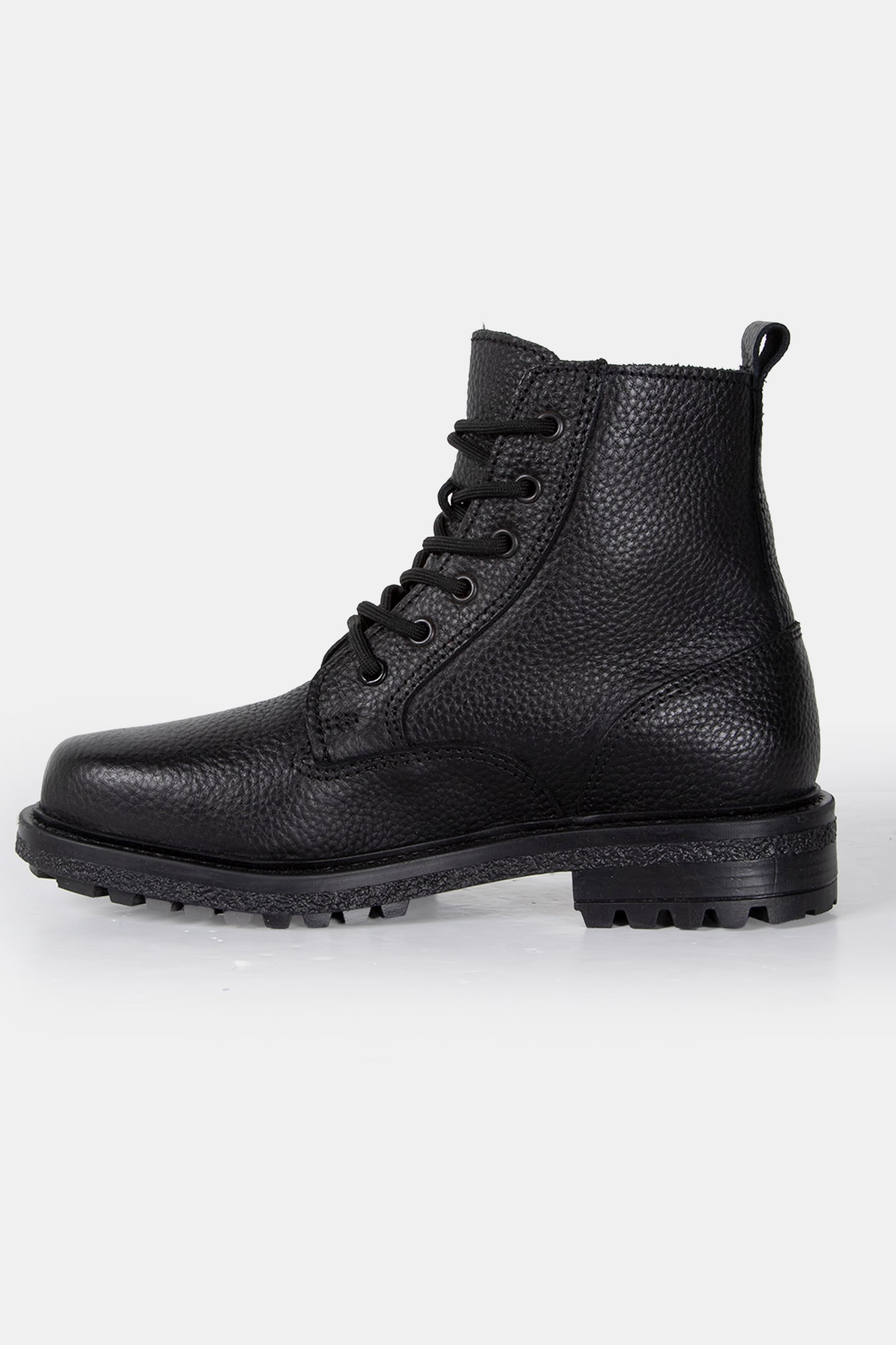 DECHASE – GUZO BLACK EMBOSSED 2