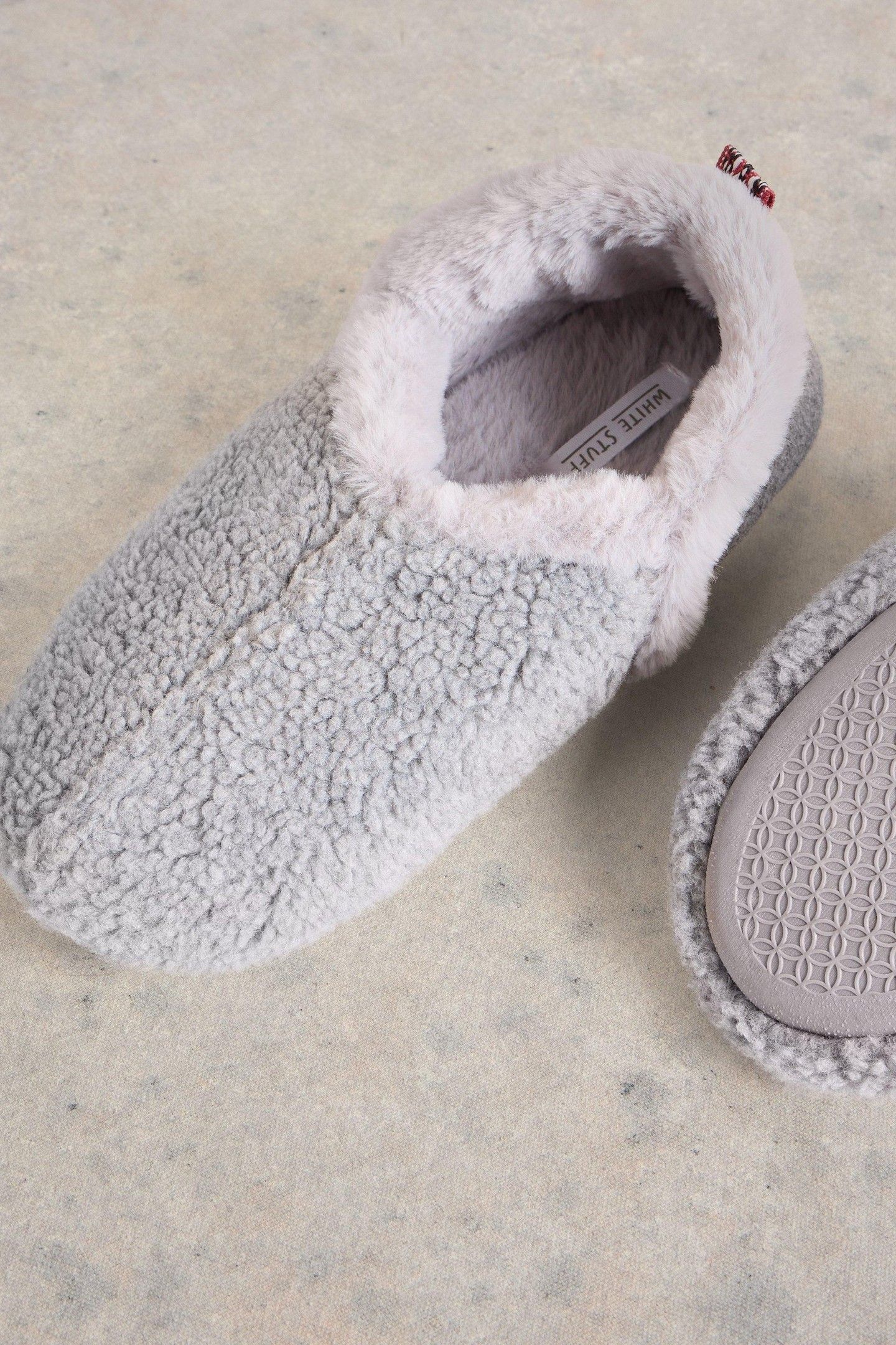 REYA CLOSED BACK SLIPPER MID GREY 2