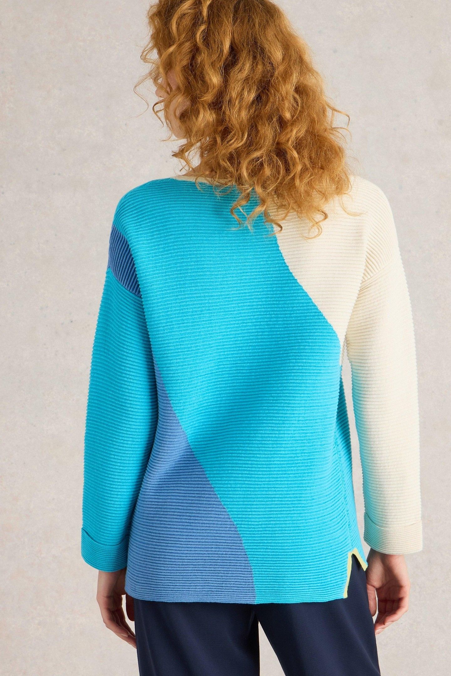 JANA ABSTRACT JUMPER BRIGHT BLUE 2
