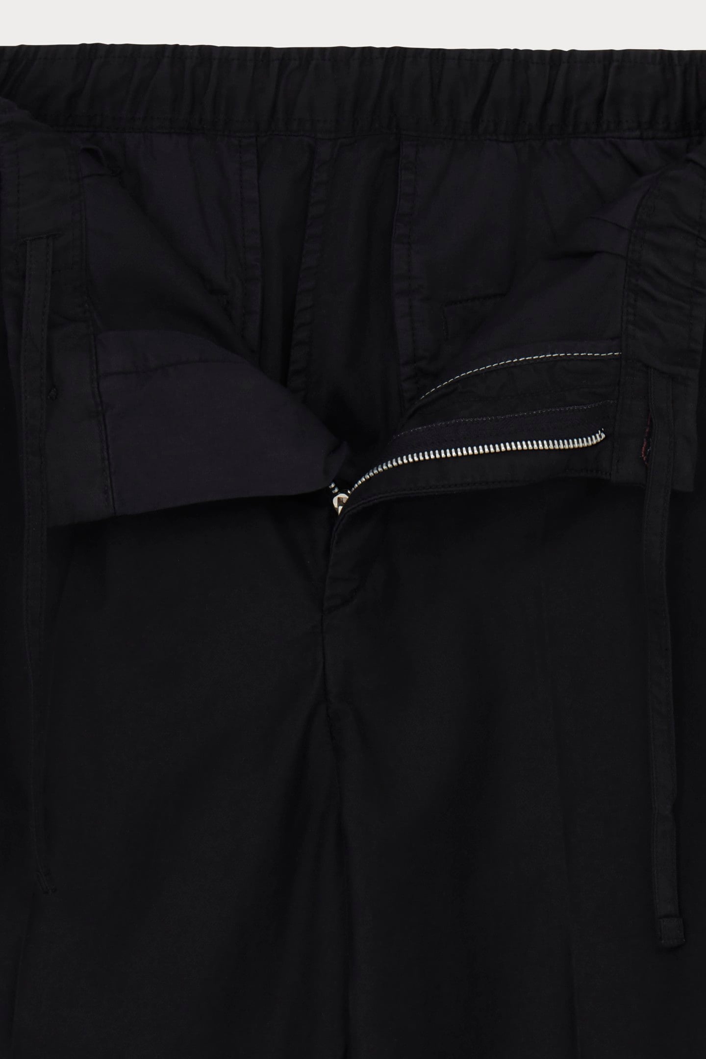 MENS PLEATED TROUSER BLACK 8