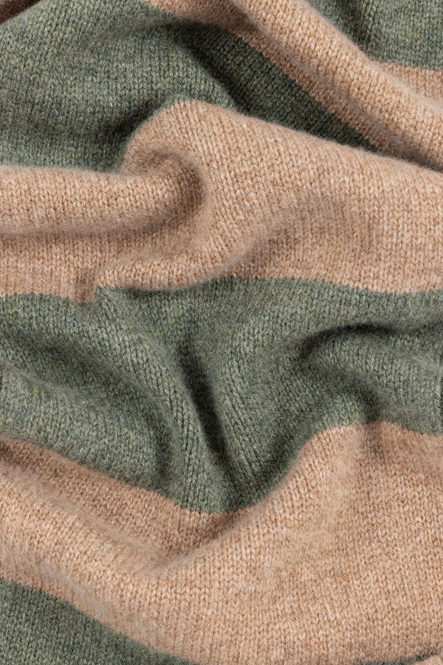 MEN SCARF SIG BLOCK STRPE TAN 4