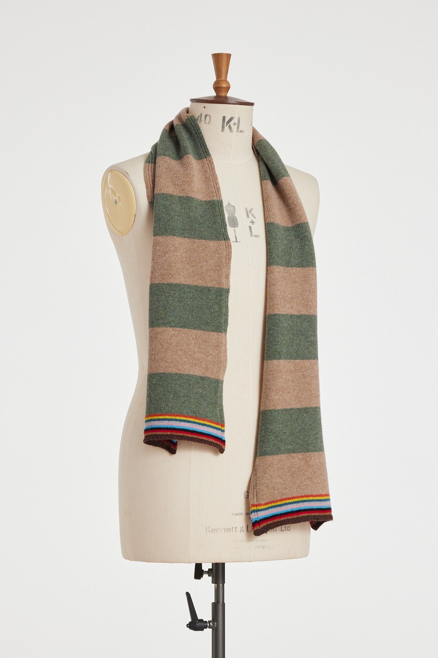 MEN SCARF SIG BLOCK STRPE TAN 2