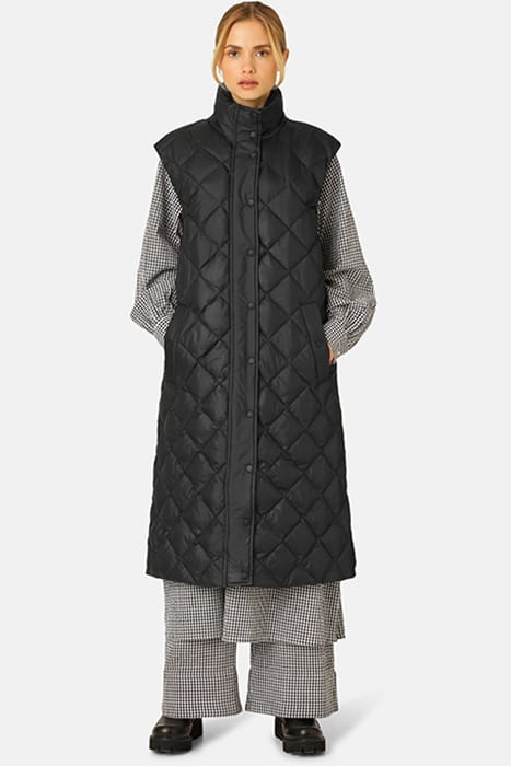 10 WALK03 LONG DOWN VEST BLACK 2