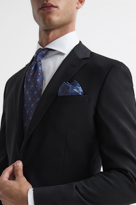 PRAY BLAZER BLACK BLAZER — MEASUREMENTS OF MODEL: 6FT 2" 4
