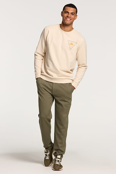 MEN TRIANGLE SWEATER TORTILLA WHITE 3