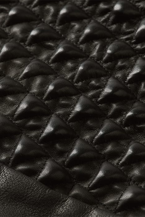 LEATHER TEE BLACK 8
