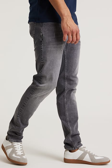 CROWN JAMES GREY DENIM 3