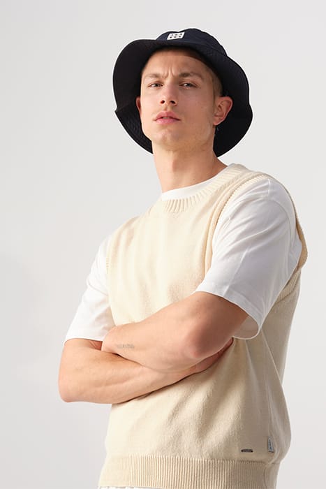 CODY SPENCER COCONUT MILK 4