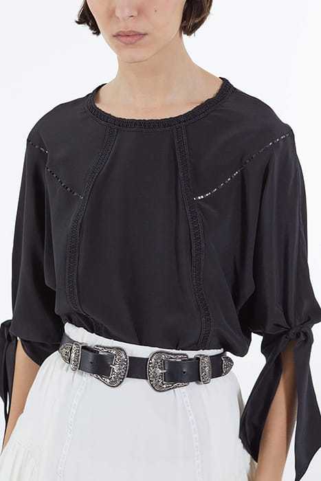 SHORT SLEEVED TOP WITH BRAIDS BLACK 6