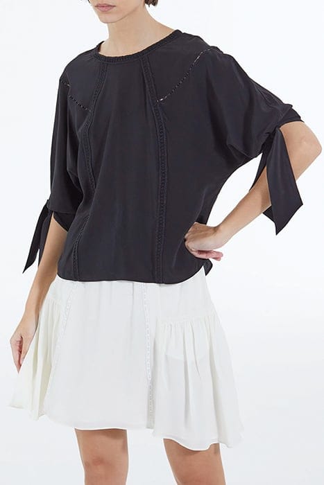 SHORT SLEEVED TOP WITH BRAIDS BLACK 1