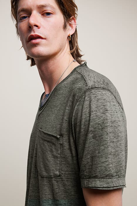 DAVIS SS BURNOUT V NECK WITH CHEST POCKE LIGHT OLIVE 2
