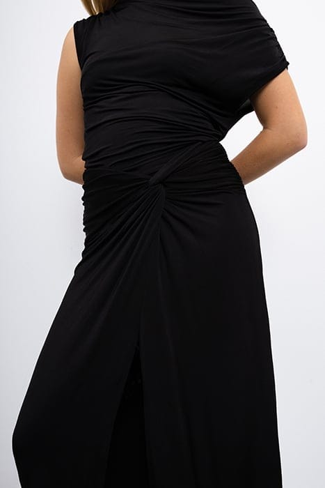 CLAM BLACK 6