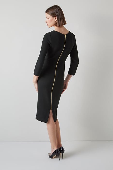 DR ALEXIS - DART DETAIL BLACK 2