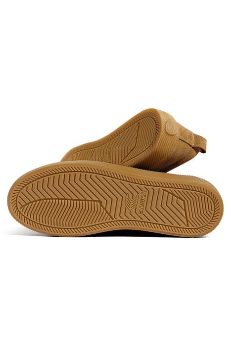OCA LOW ALL CAMEL SUEDE SNEAKER 5