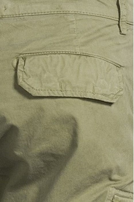 WEMBLEY CARGO SHORT SAGE GREEN 5