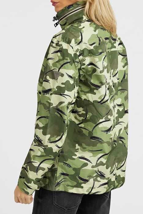 GUESS ECO TECHNICAL RAINCOAT GUESS CAMOU AOP PRIN 2