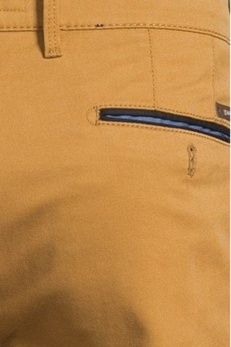 BENNY-3-417861 OCHER 4