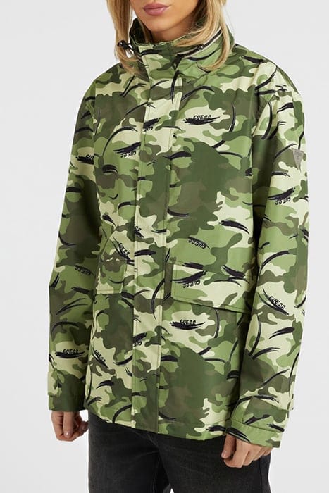 GUESS ECO TECHNICAL RAINCOAT GUESS CAMOU AOP PRIN 1