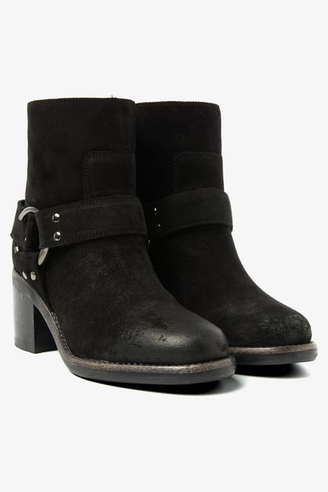 FLO BAKER BLACK 3