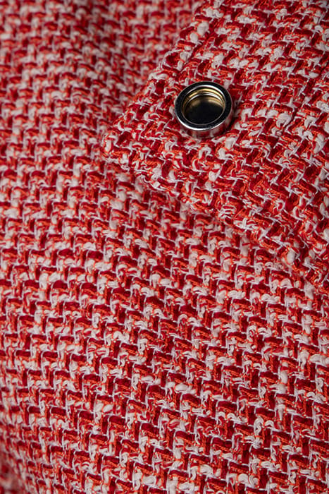 COMMA JACKETS INDOOR RED 3