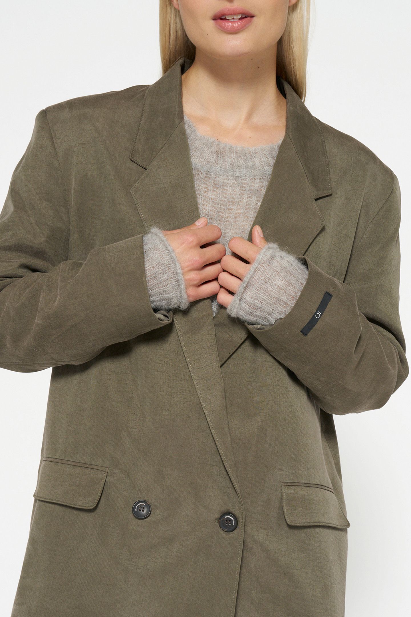STATEMENT SHOULDER BLAZER DARK MOSS 5