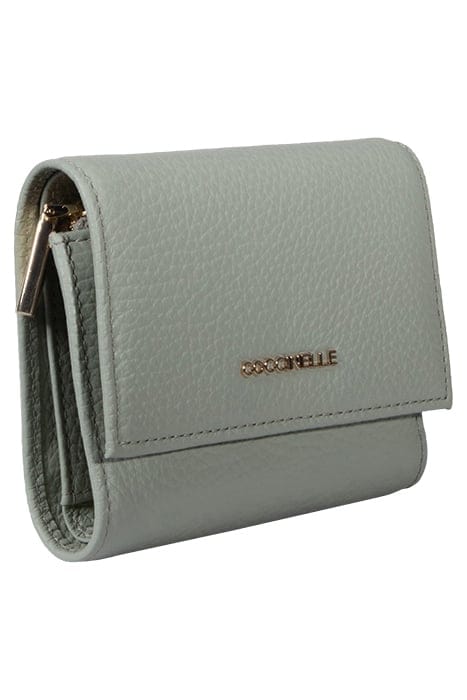 METALLIC SOFT CELADON GREEN 4