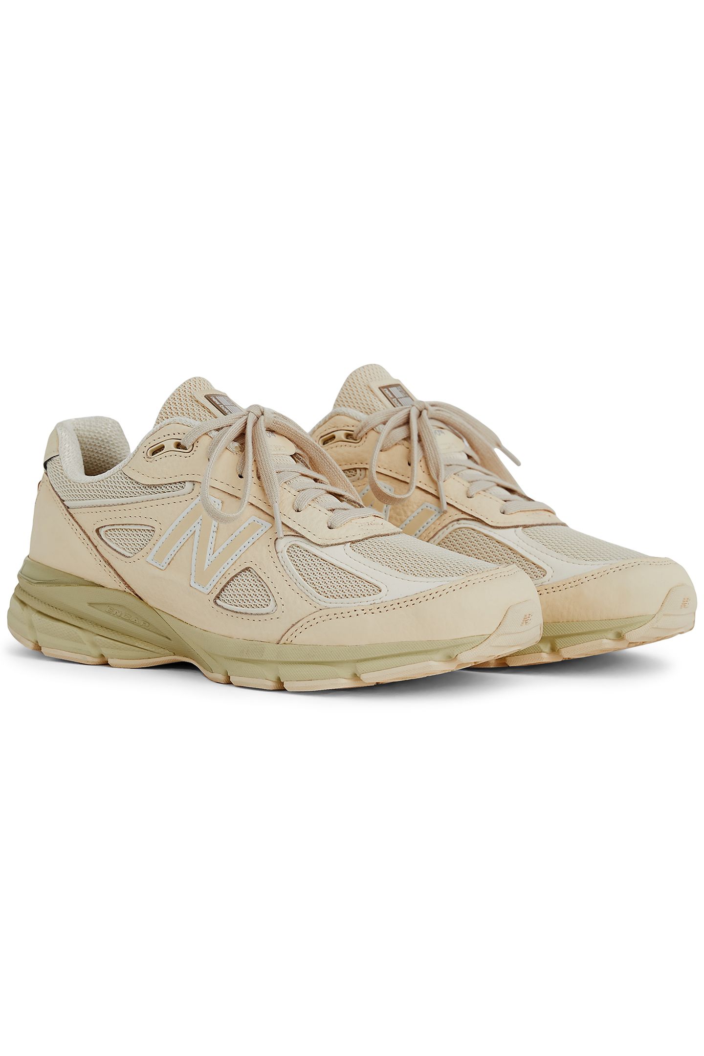 U990BO4 MADE IN USA SNEAKERS IN MACADAMIA NUT 2