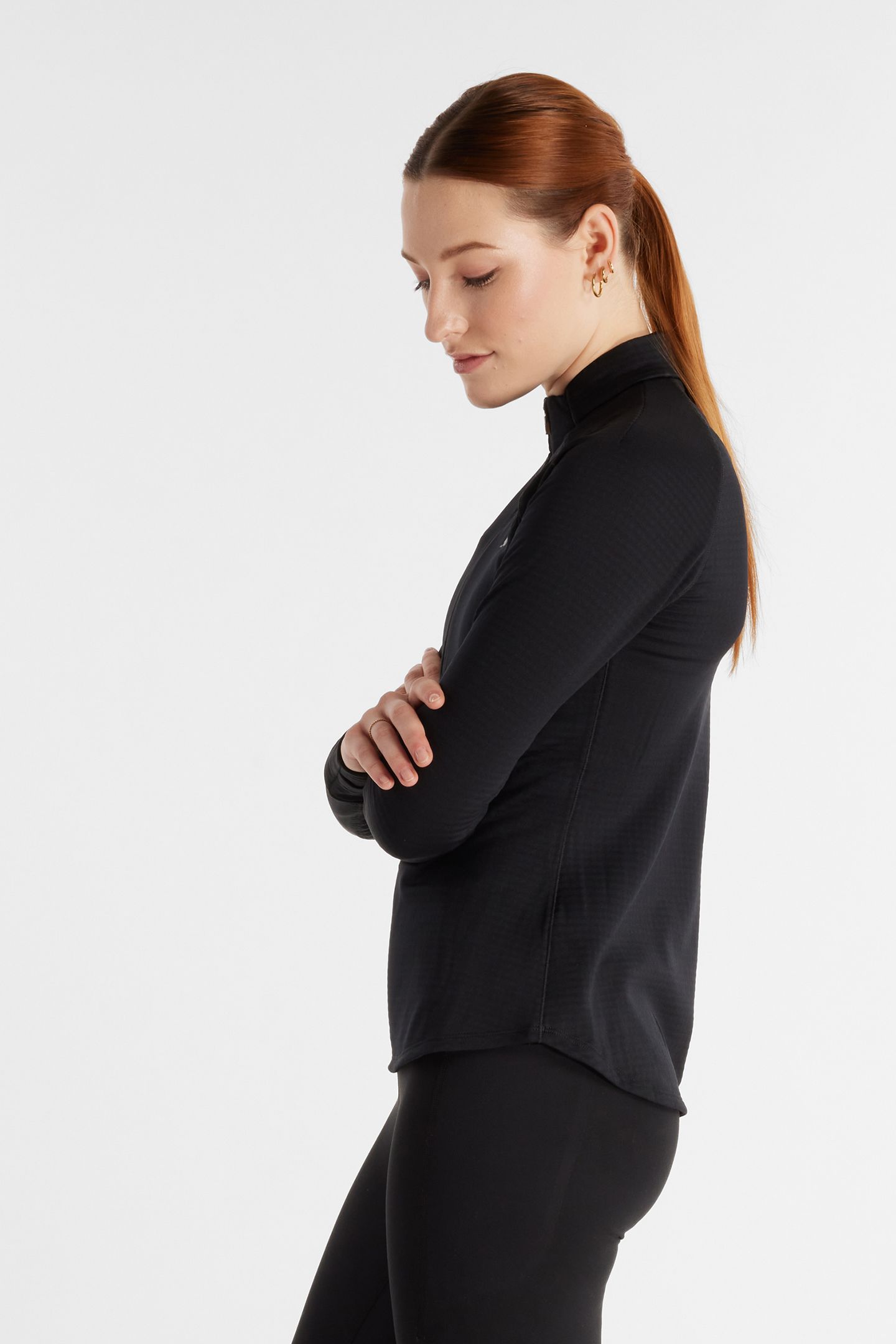 ATHLETICS HEAT GRID 1/2 ZIP TOP IN BLACK 4