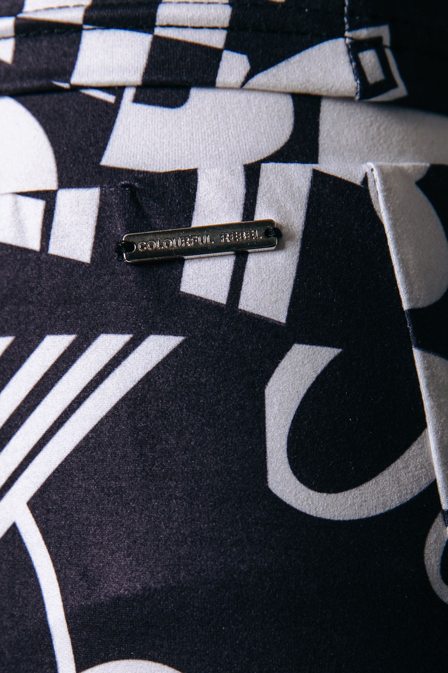 LETTER PEACHED EXTRA FLARE PANTS BLACK/WHITE 3