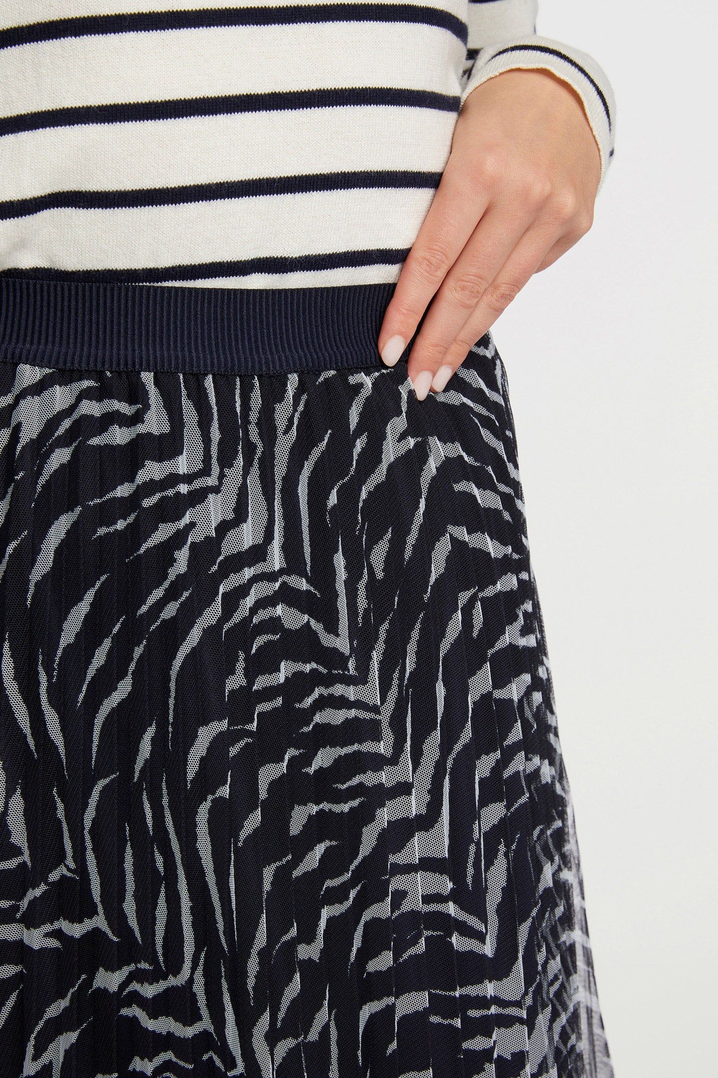 PRINTED TULLE SKIRT MIDNIGHT BLUE 4