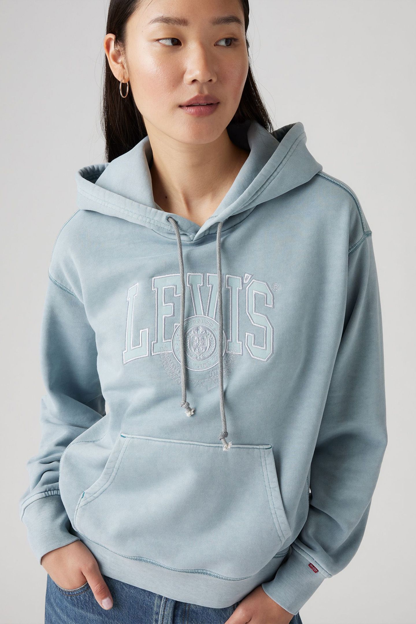 GRAPHIC HERITAGE HOODIE APPLIQUE 4