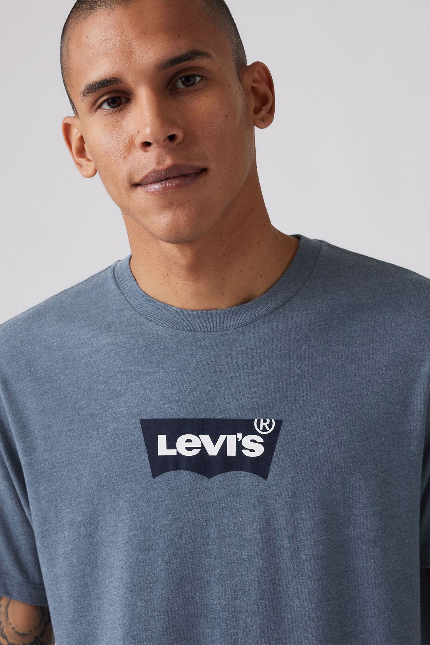GRAPHIC CREWNECK TEE BATWING LOGO 6