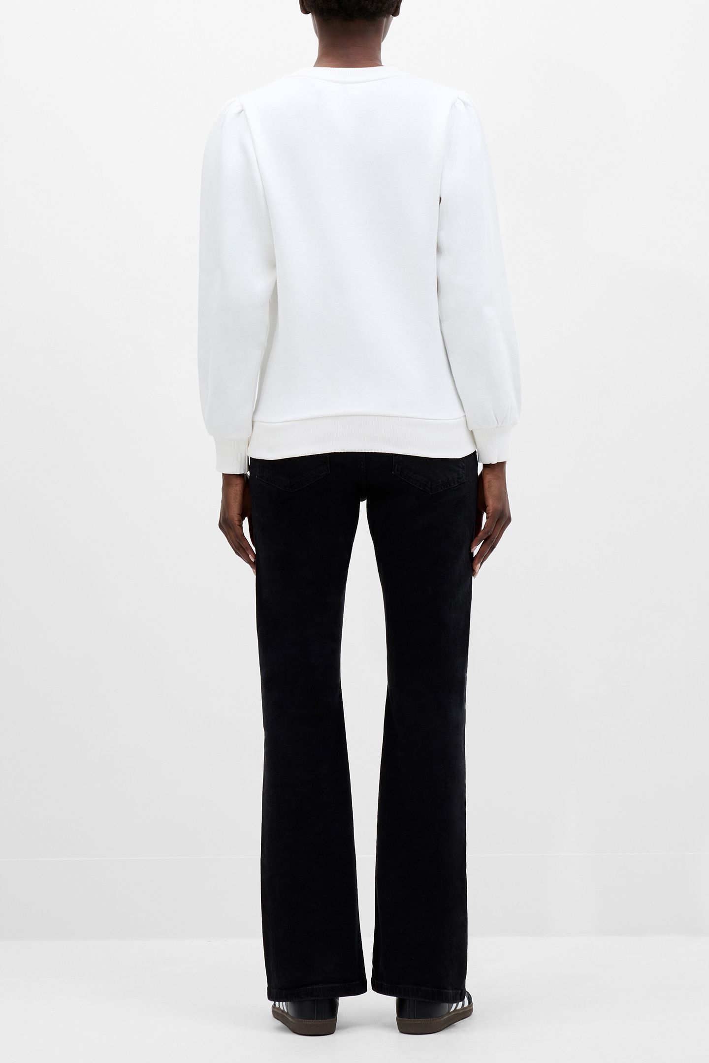 FC PUFF SLEEVE SWEAT WHITE 2