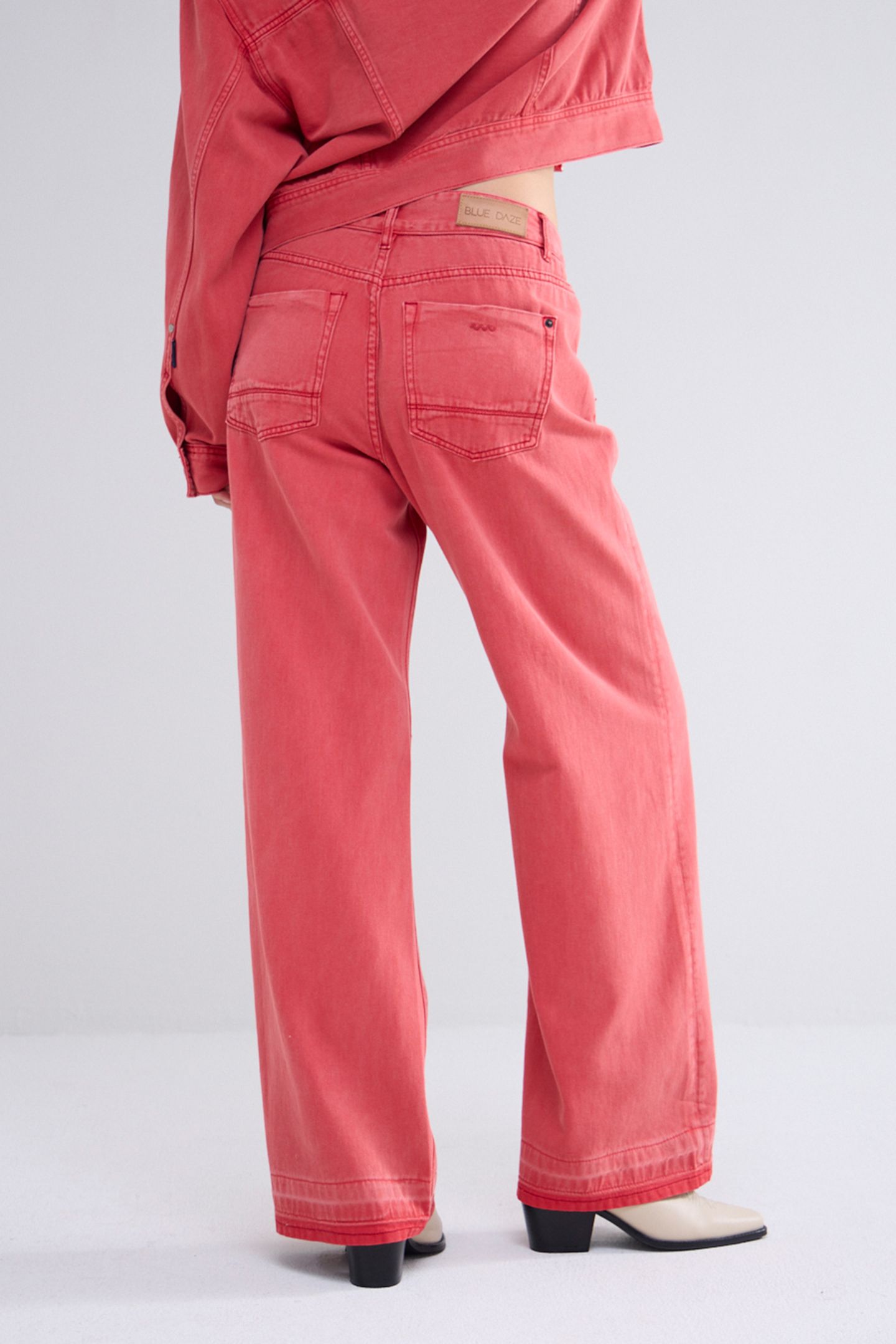 WIDE LEG JEANS COLOURED DENIM TRUE RED 2