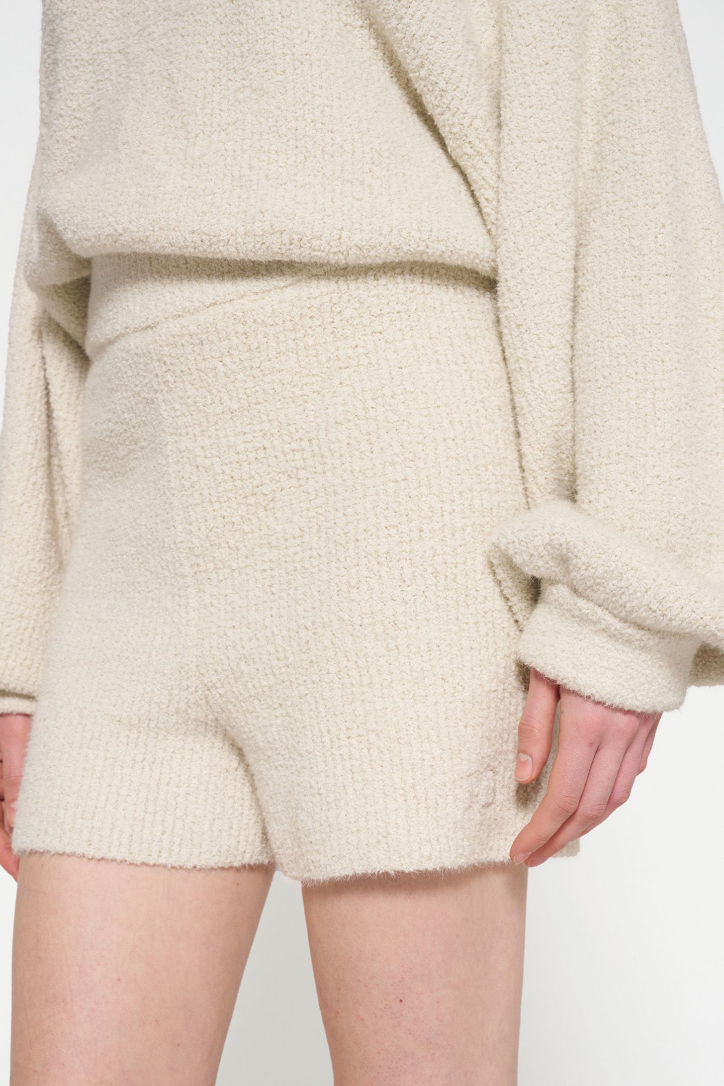 BOUCLE KNIT SHORTS LIGHT NATURAL 6