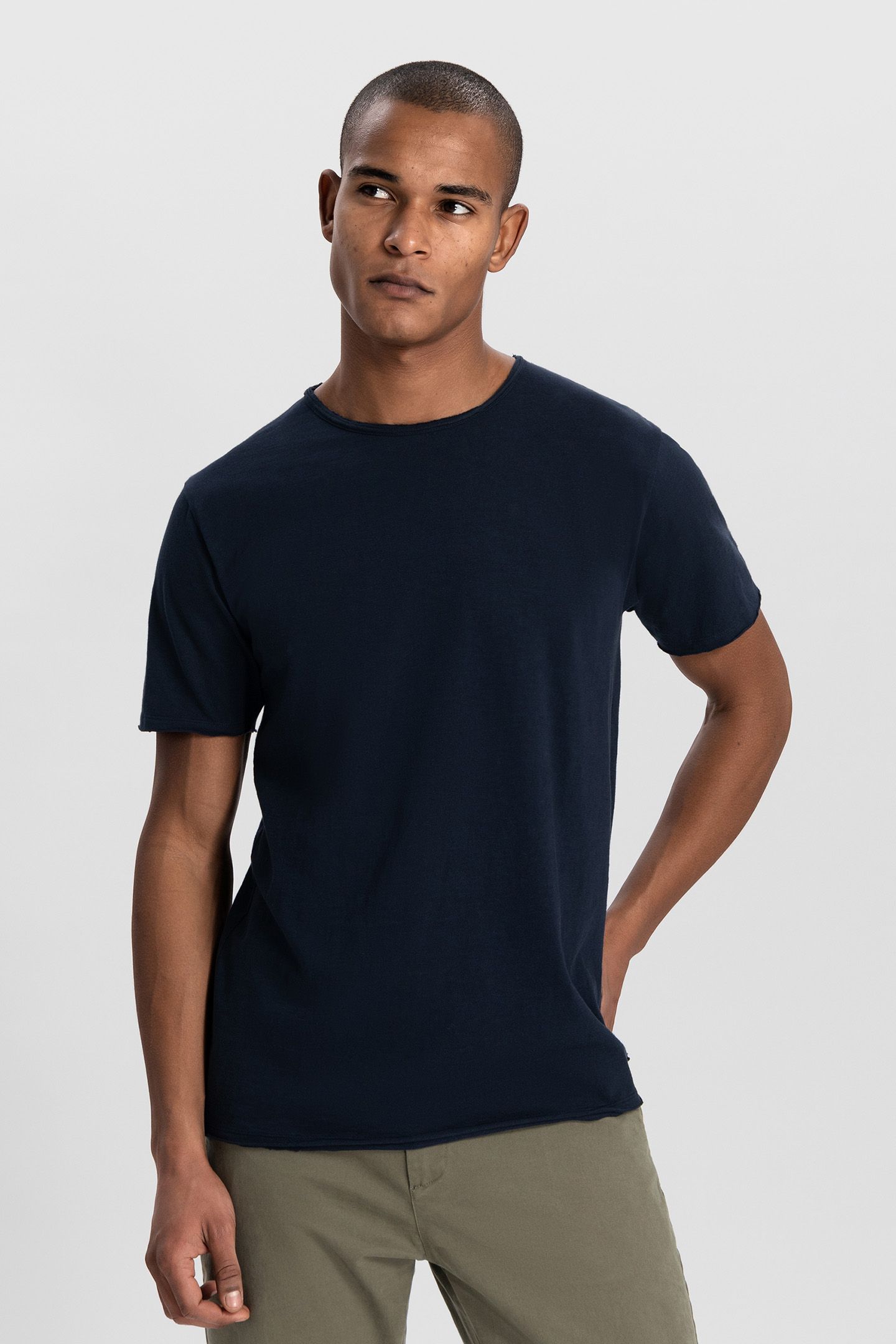 DS_MC QUEEN TEE DK. NAVY 1