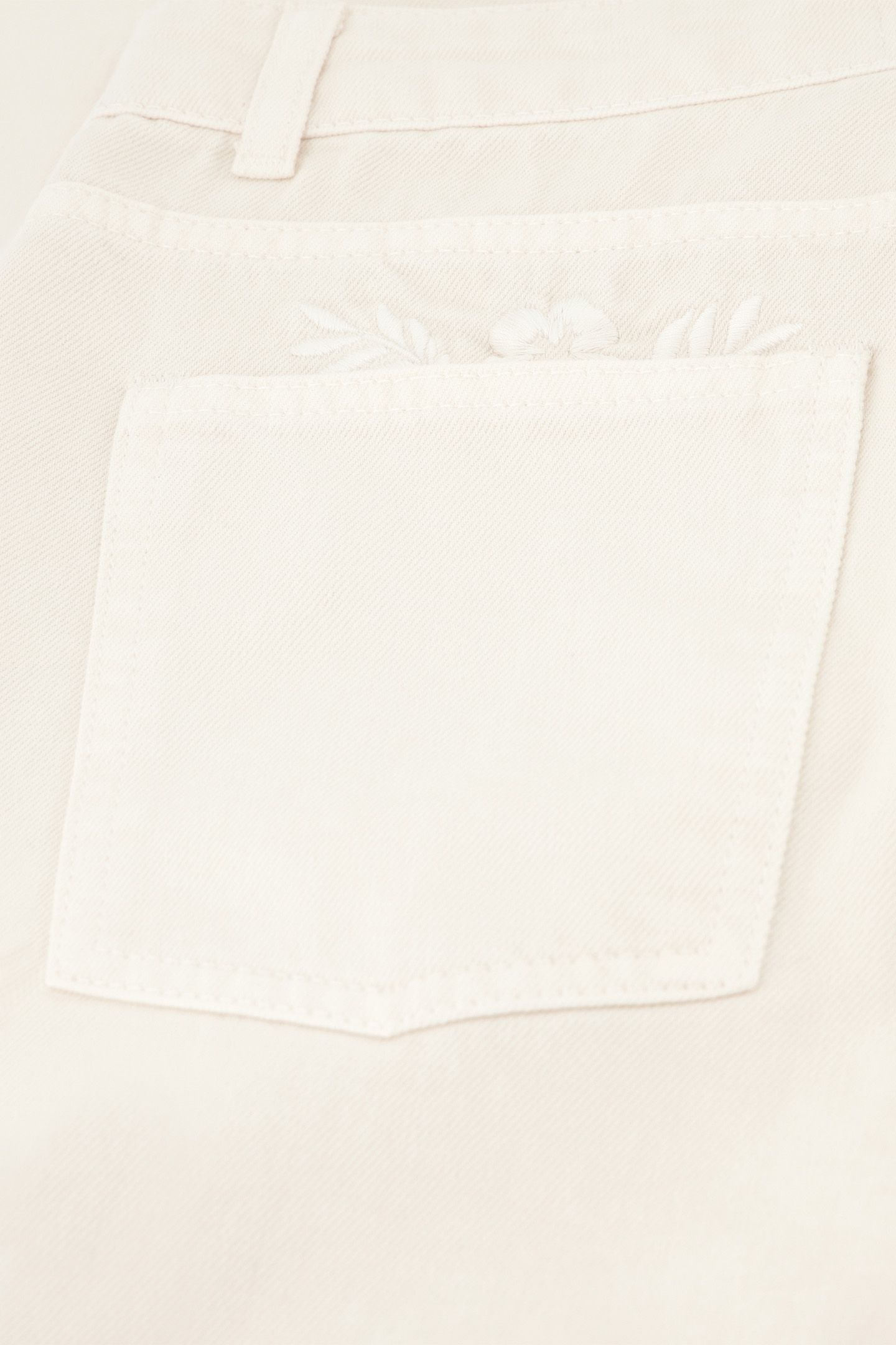 LOLA STRAIGHT CREAM WHITE 4