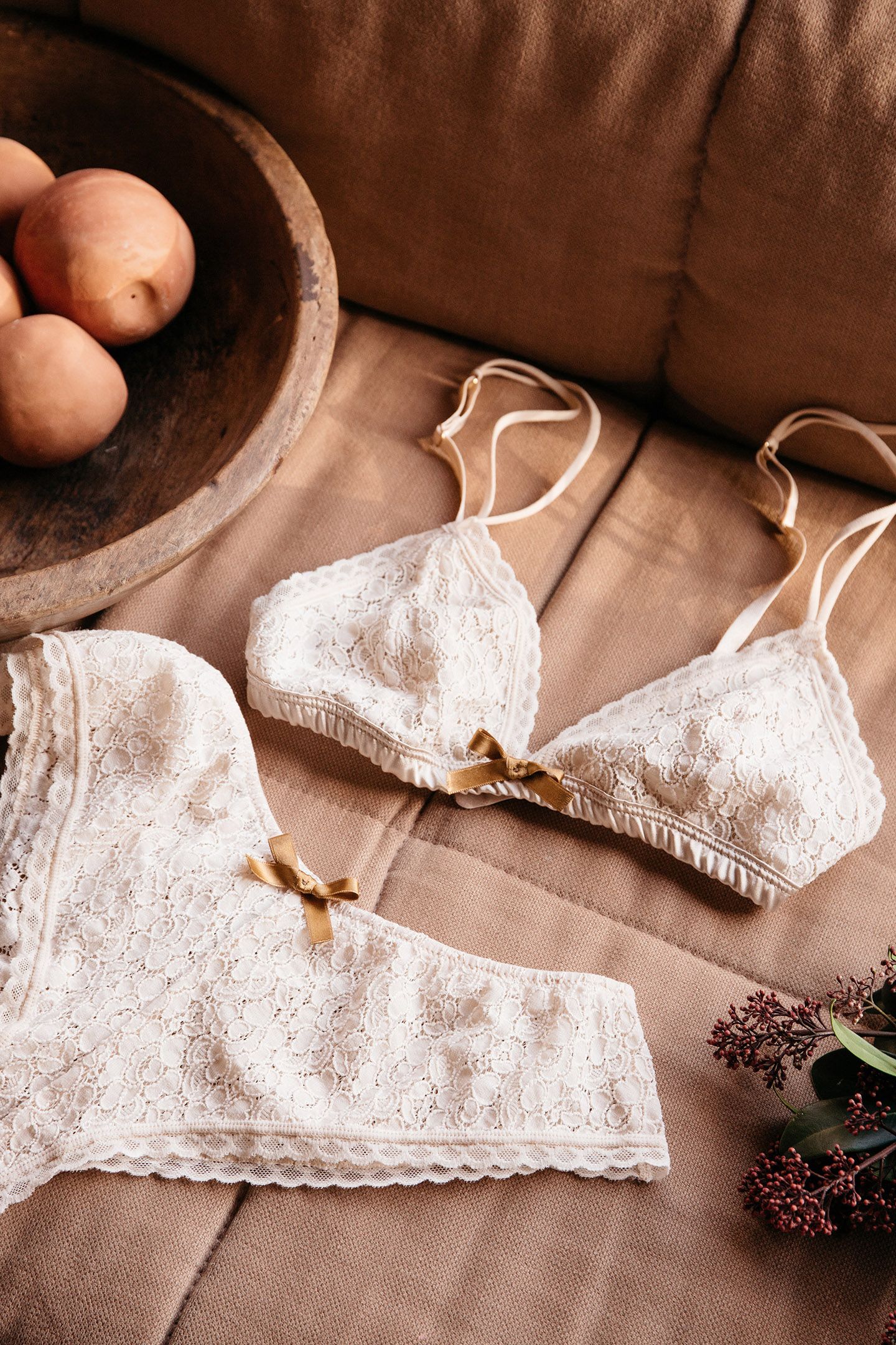BRA REDA CREAM 7