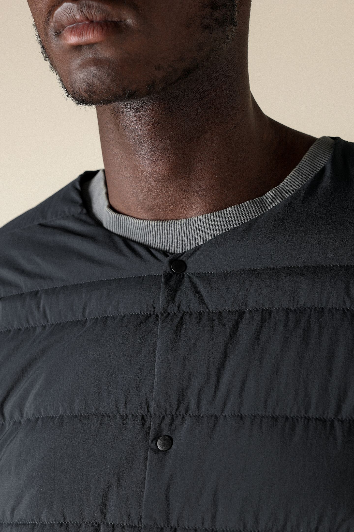 SL BT LIGHTWEIGHT DOWN JACKET UNISEX BLACK 6
