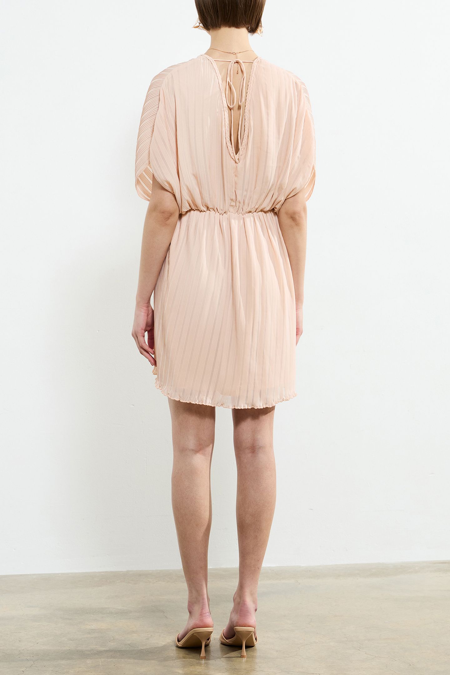CHATHIA PLISSE V NECK DRESS BALLET PINK 2
