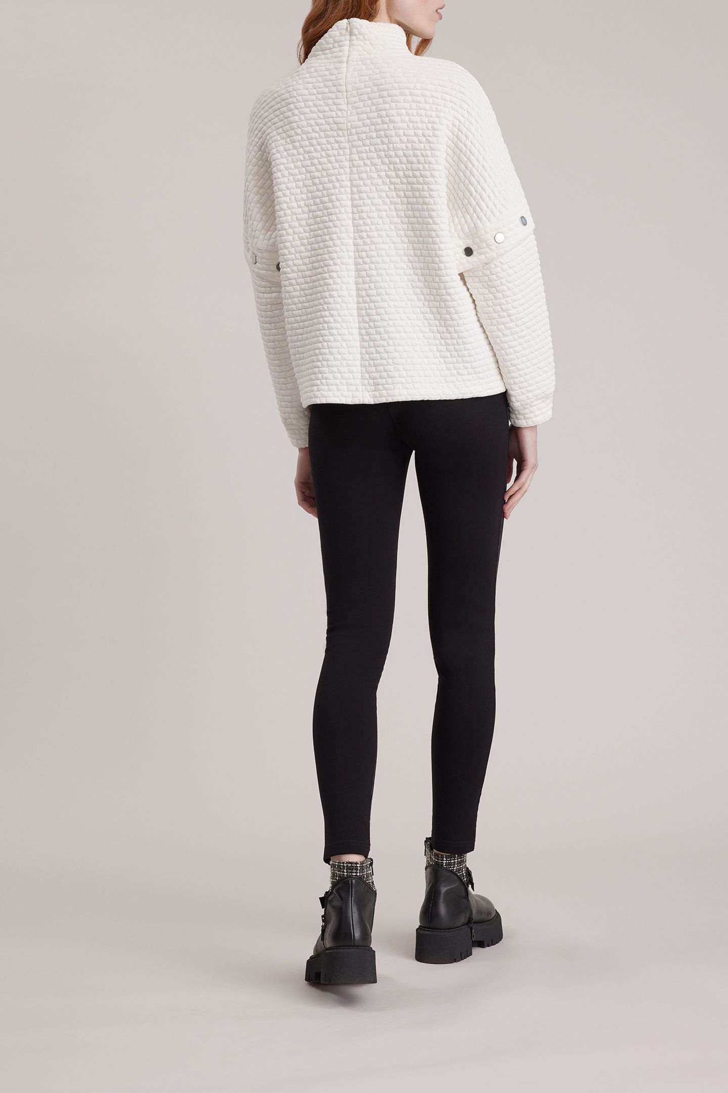 KOFFI TOP MOON WHITE 3