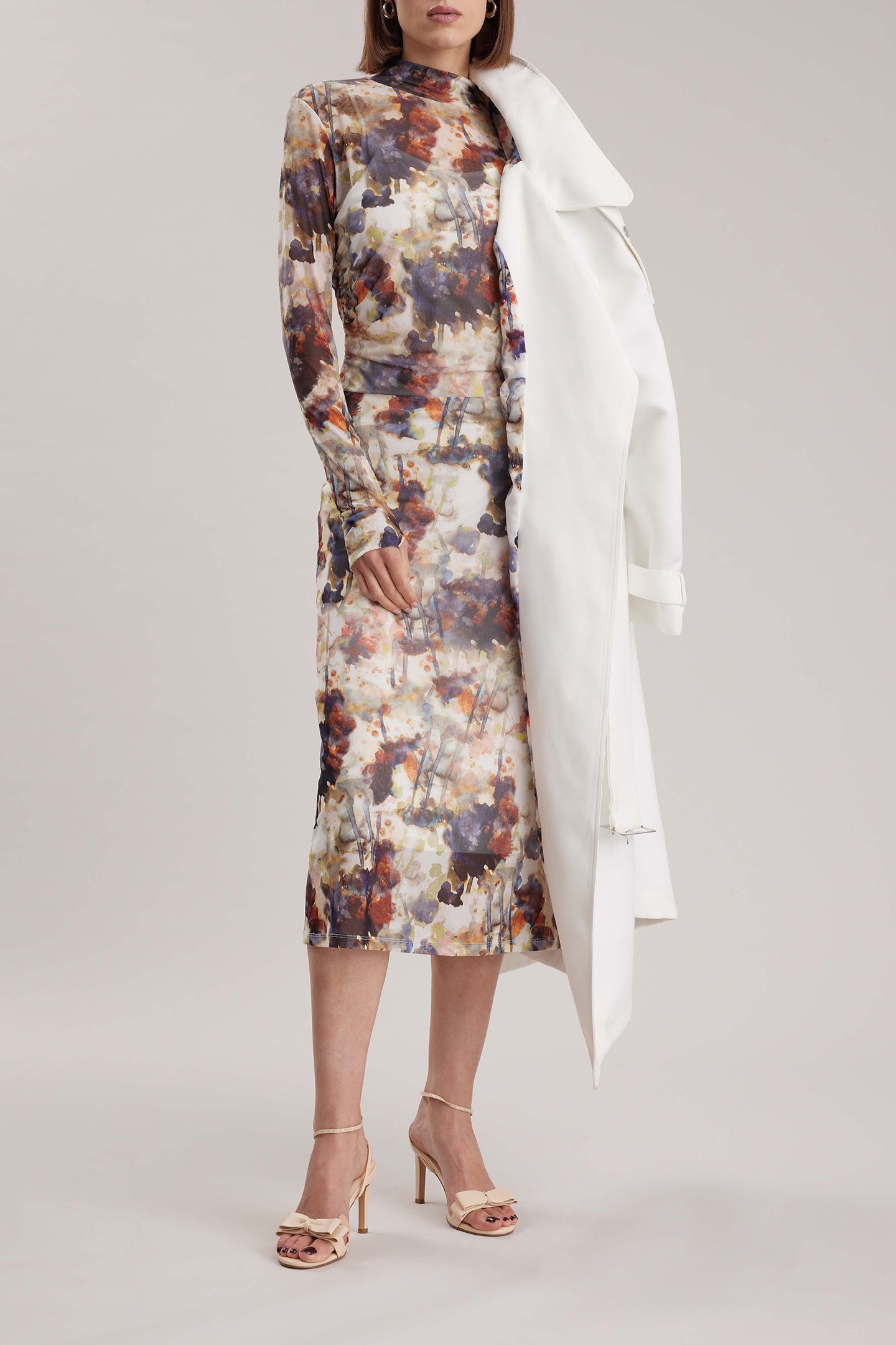 ELEA ROBE WHITE 5