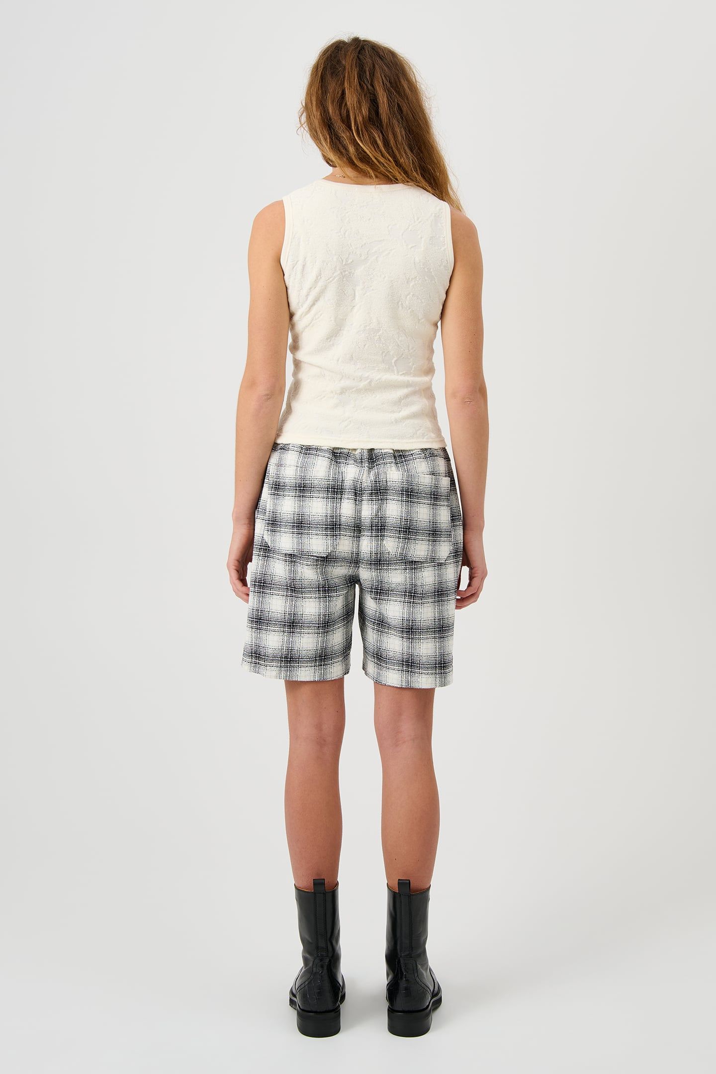MIRA PLUSH TOP OFF WHITE 2