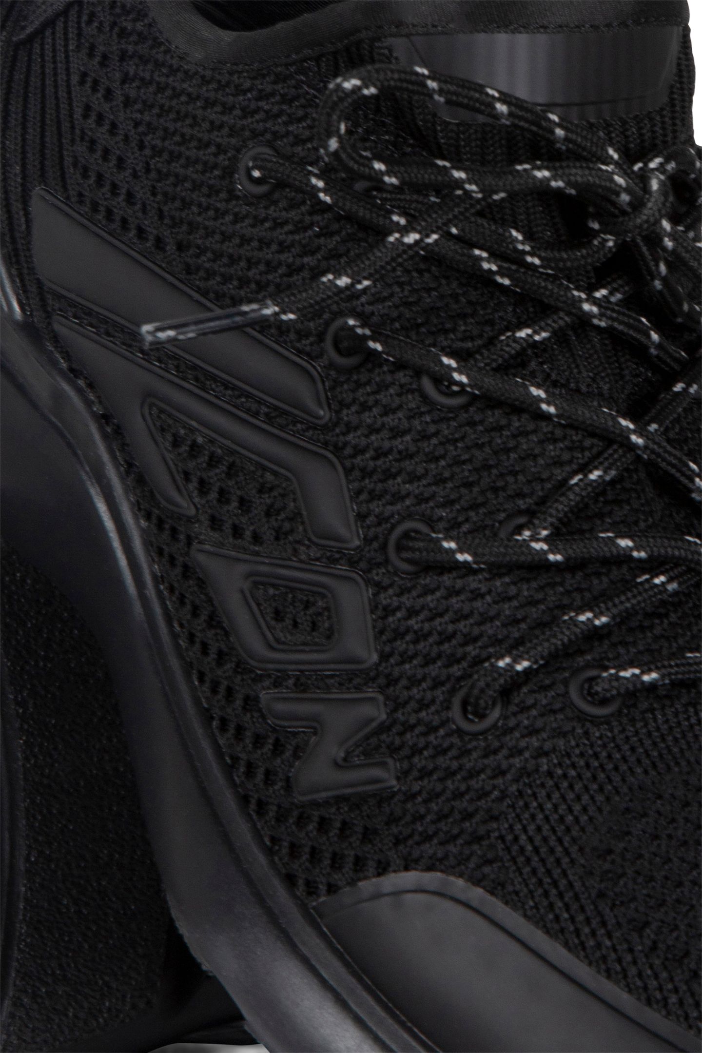 SNEAKERS BLACK 4