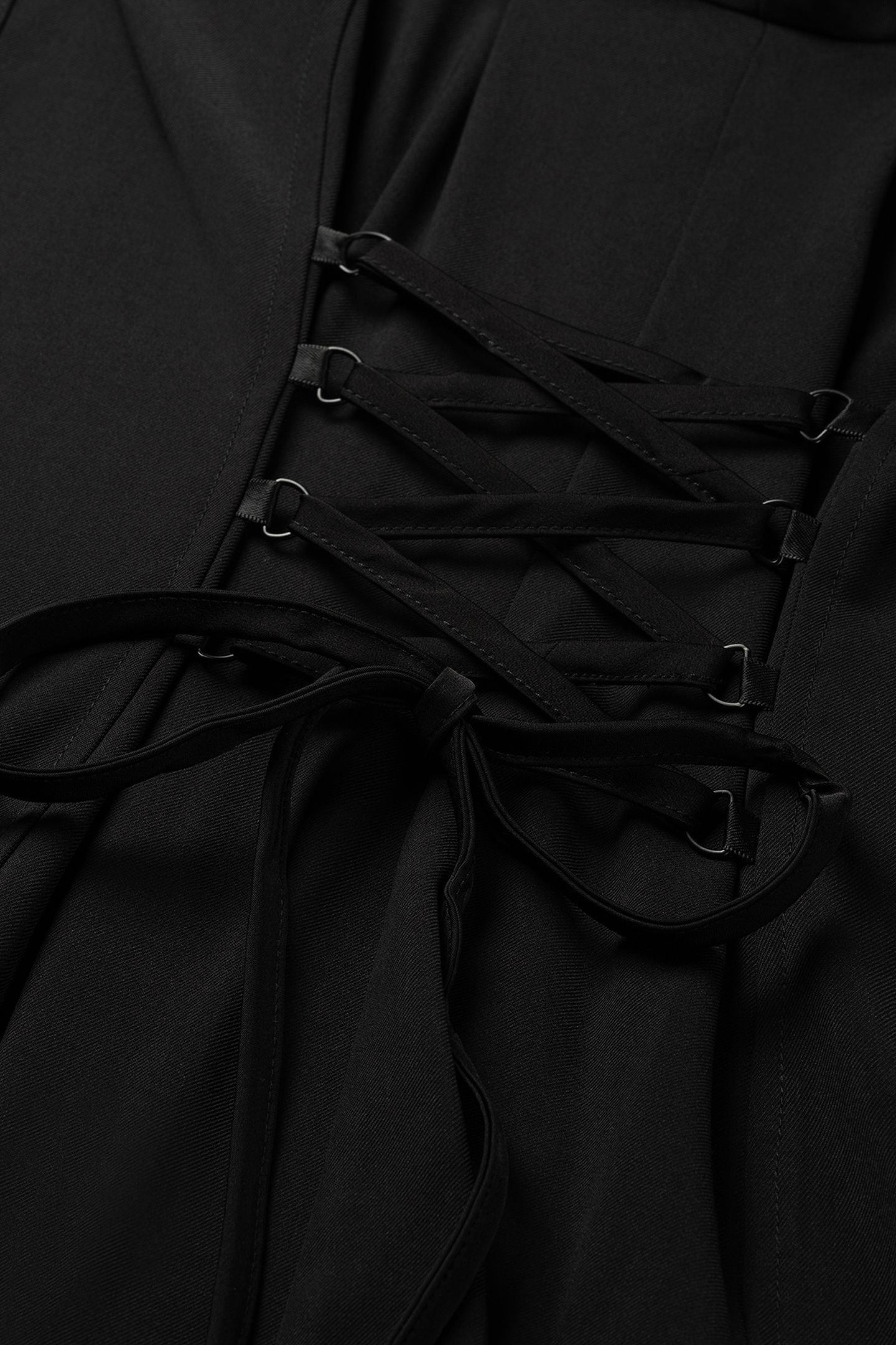 HORN DRESS BLACK 6