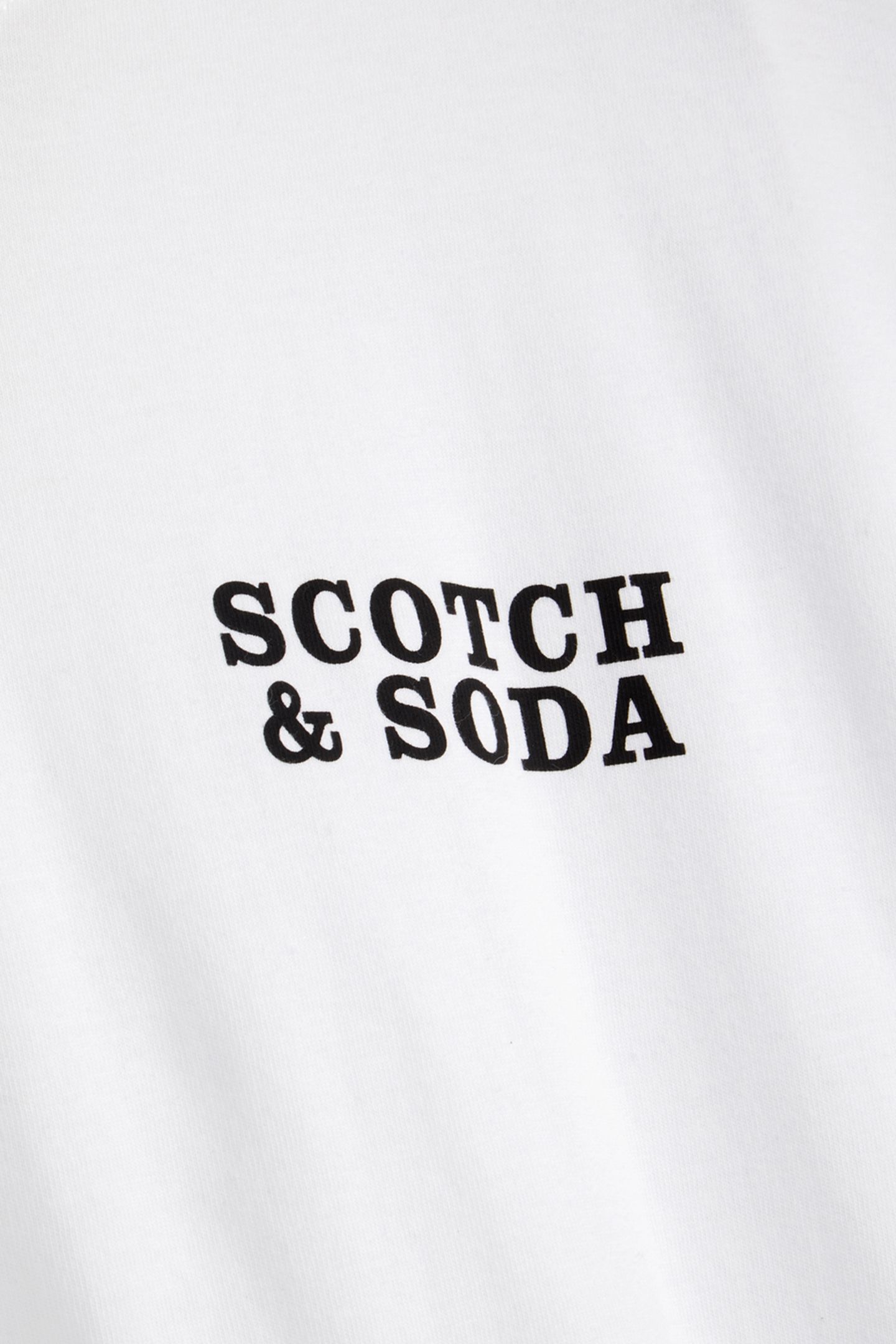 SS GRAPHIC TEE WHITE TRADITIONAL 4